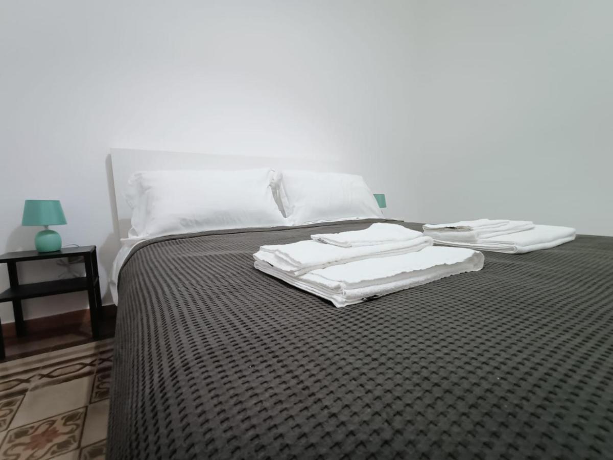 Thalia Hotel Палермо Екстериор снимка