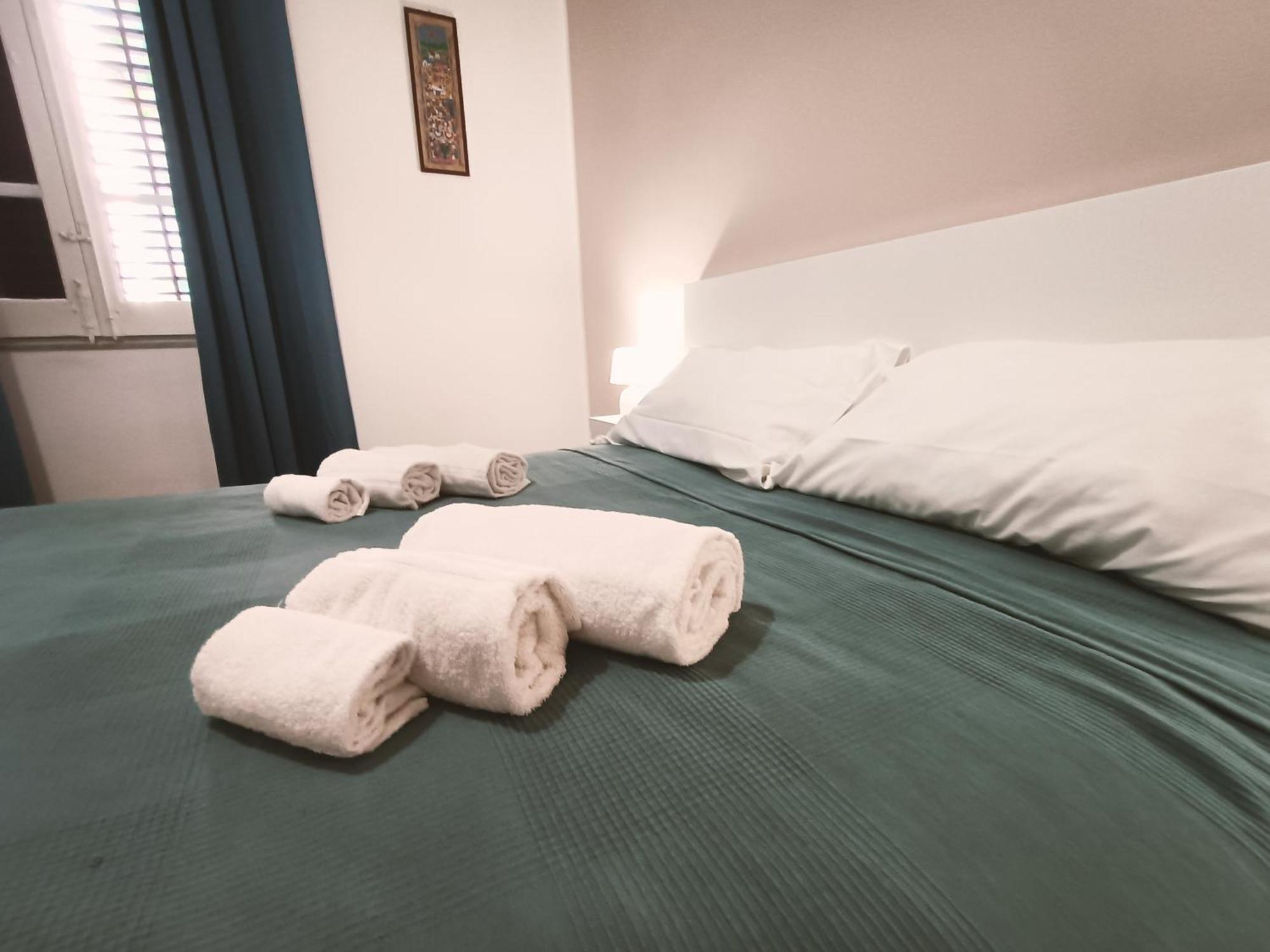 Thalia Hotel Палермо Екстериор снимка