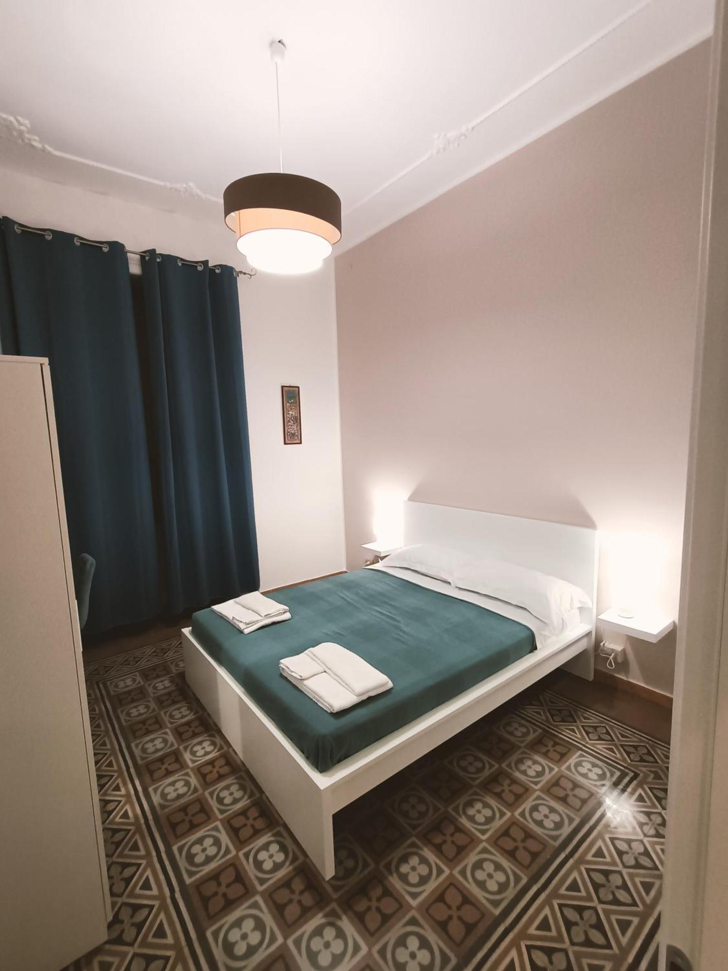 Thalia Hotel Палермо Екстериор снимка